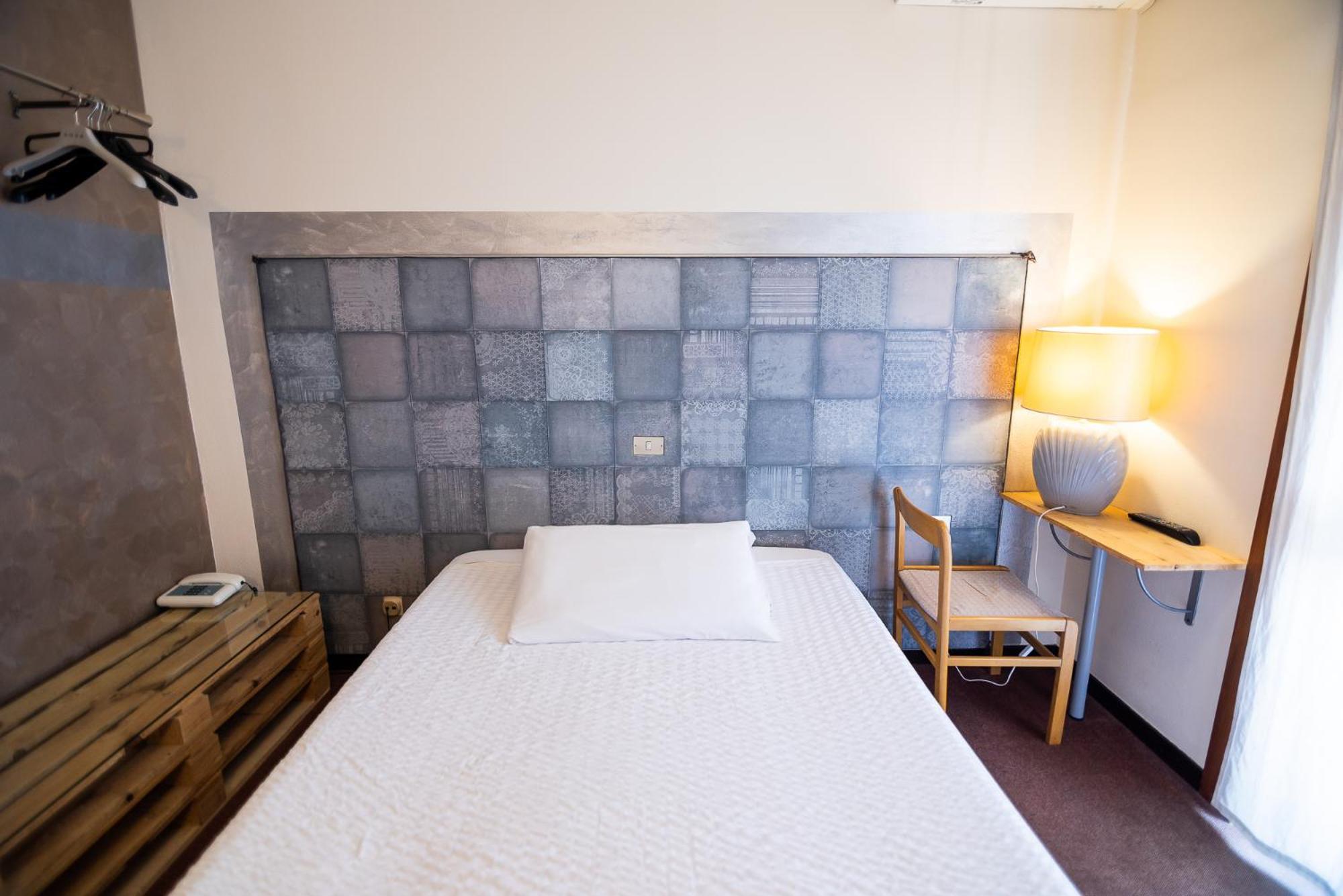 Hotel Rendez Vous Шатийон Экстерьер фото