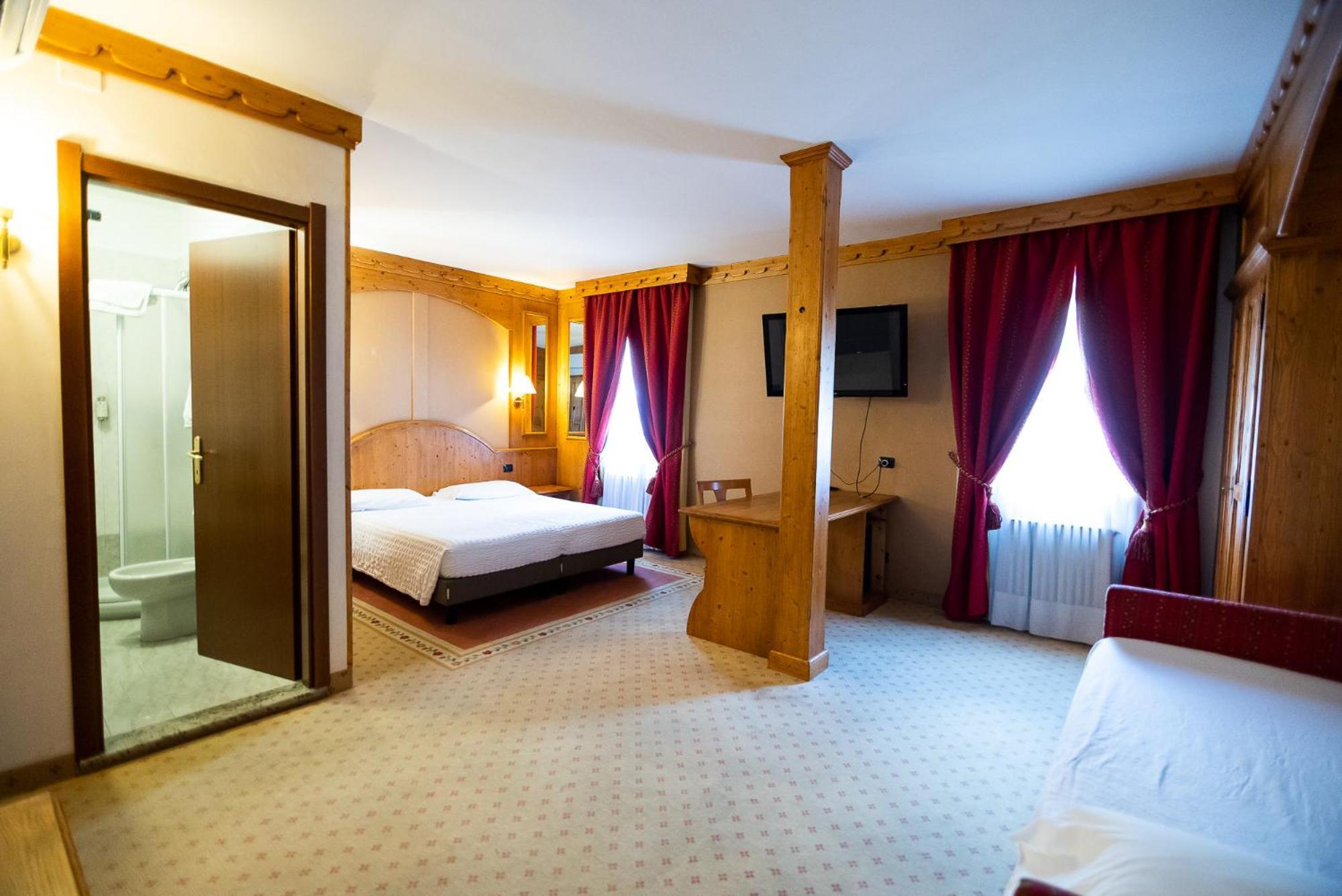 Hotel Rendez Vous Шатийон Экстерьер фото