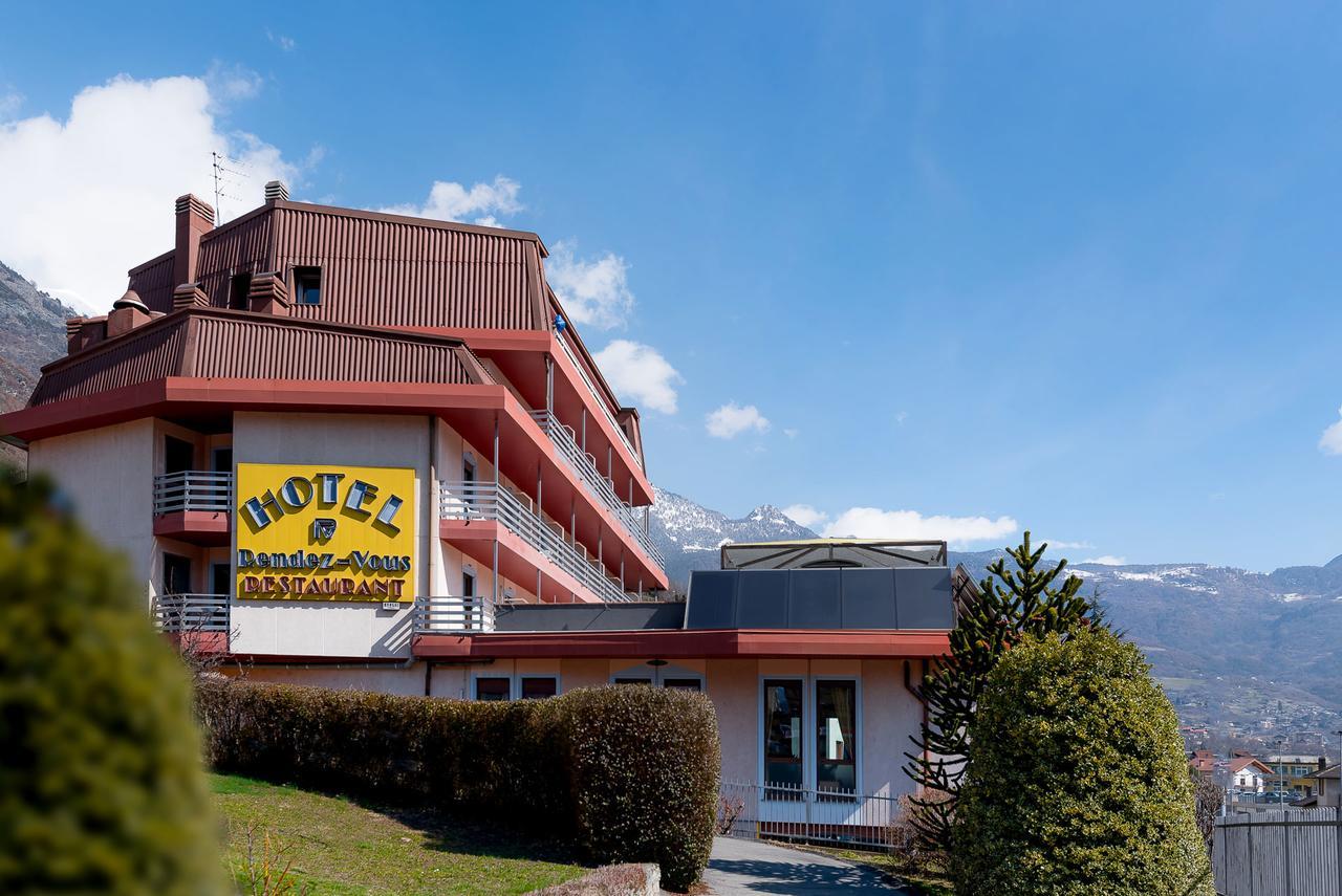 Hotel Rendez Vous Шатийон Экстерьер фото