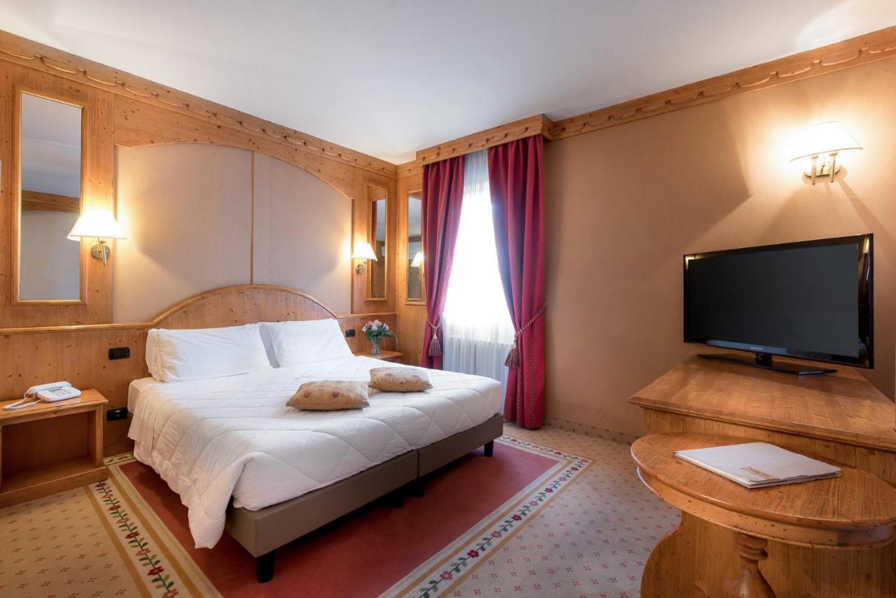 Hotel Rendez Vous Шатийон Экстерьер фото