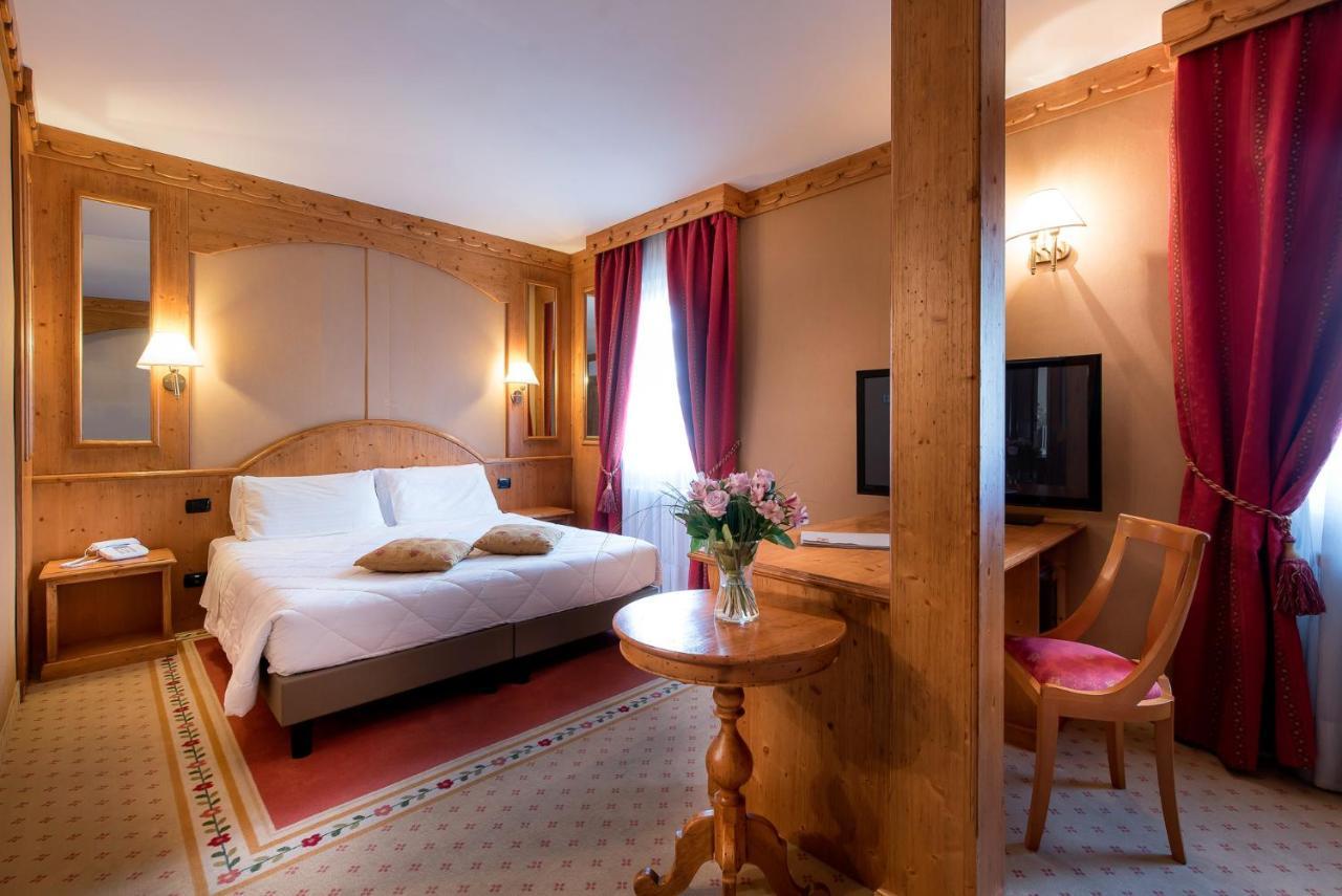Hotel Rendez Vous Шатийон Экстерьер фото