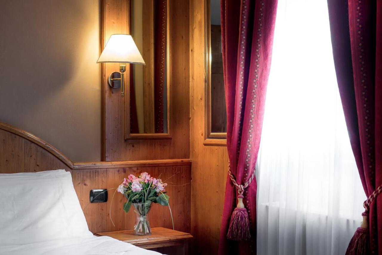 Hotel Rendez Vous Шатийон Экстерьер фото