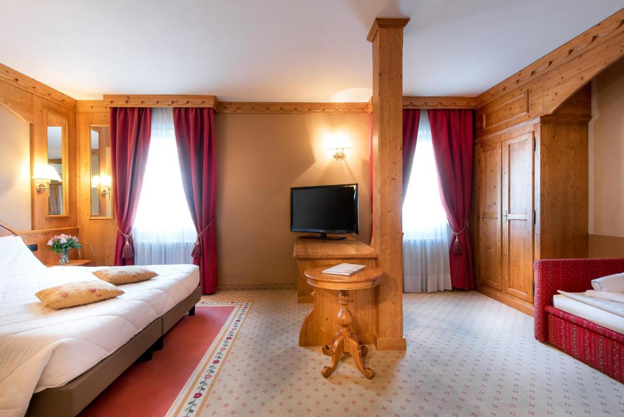 Hotel Rendez Vous Шатийон Экстерьер фото
